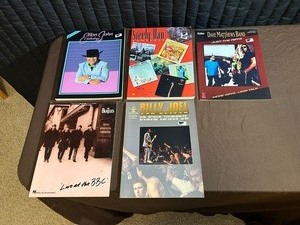 lot 83 image: Lot of 5 MusicTablature Books