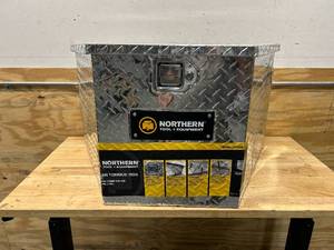 lot 19 image: NORTHERN TOOL Trailer Tongue Box  Aluminum, Diamond Plate, Paddle Latch, 34in. x 19in. x 18in. x 16in., Model# 36012775