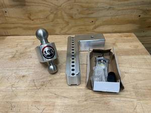 lot 44 image: WEIGH-SAFE 10 Drop with 3 Shank (8k21k) 2-516 and 2 Balls