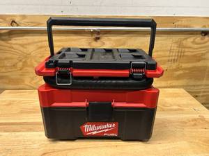 lot 126 image: MILWAUKEE M18 FUEL PACKOUT 18-Volt Lithium-Ion Cordless 2.5 Gal. WetDry Vacuum (Vacuum-Only)