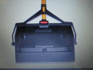 lot 2 image: Rubbermaid Maximizer WetDry Debr...