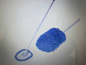 lot 38 image: AbilityOne Microfiber Dust Mop with...