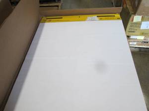 lot 63 image: 3M  Easel Pad White (25 X 30) (30...