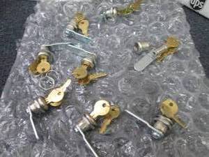 lot 80 image: 8 Core Replacement Kits...