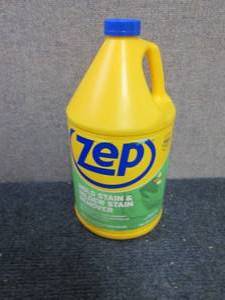 lot 127 image: 4 Gallons Zep Mold Stain & Midew St...