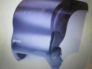 lot 170 image: San Jamar T950TBK Element Roll Towe...