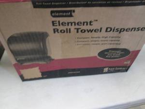 lot 171 image: San Jamar T950TBK Element Roll Towe...