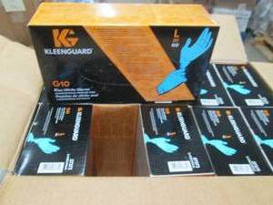 lot 198 image: Case of 10-100ct Boxes Size Large K...