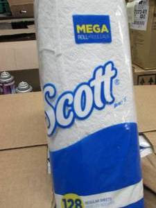 lot 225 image: Case of 20 Mega Rolls Scott Full Sh...