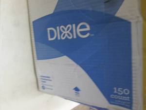 lot 237 image: 150 cy Disposable Food Service Towe...