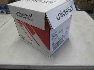 lot 260 image: Universal 11289 Copy Paper 2500 she...