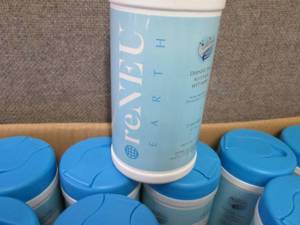 lot 395 image: Case of 24- 72ct Canisters reNeu Ea...