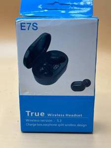 New Wireless Ear Buds