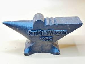Smith & Wesson 1952 Metal Anvil
