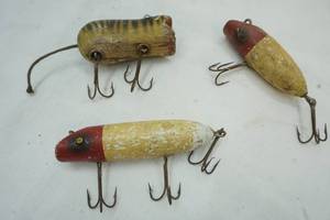 Wood fishing lures, vintage