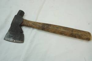 Vintage Eclipse Wood Handled Specialty AX 14 L