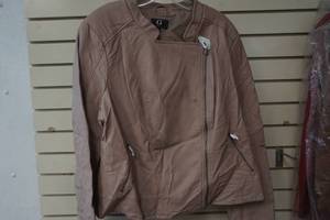 NEW 2XL Giuliana