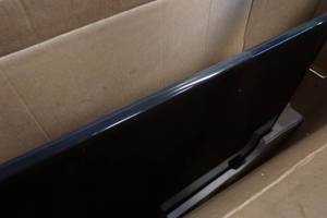 Used (original packaging) Samsung 55 Smart T.V.