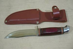 Tomahawk Fixed Blade Hunting Knife with Sheath