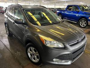 lot 8 image: 2014 Ford Escape SE 4x4