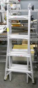 lot 5 image: Gorilla Ladder MPX17 - 375 lbs capacity