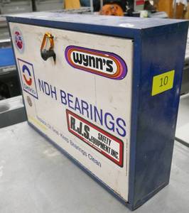 lot 10 image: Vintage Metal bearing display box