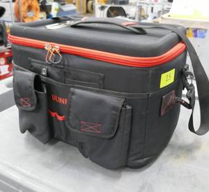 lot 15 image: Traveling Laptop Repairman bag