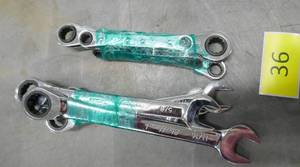 lot 36 image: Group of Blackhawk wrenches