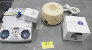 lot 44 image: CD player, white noise machine to help you sleep, Picbot