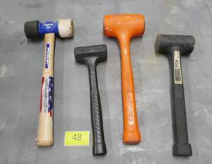 lot 48 image: 4 Rubberplastic hammers