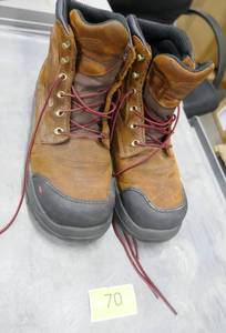 lot 70 image: Mens Red Wing steel toe boots size 10-12
