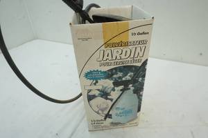 Used .5 gal garden sprayer