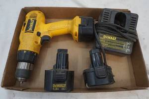 DeWalt Drill  with chargers