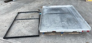 lot 191 image: Rolling Truck Bed