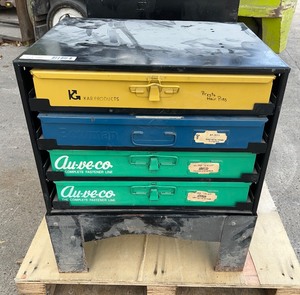 lot 206 image: 4 drawer metal parts storage