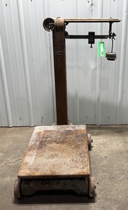lot 281 image: Fairbanks Feed Scale