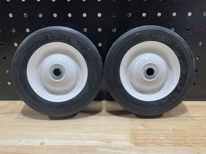 lot 17 image: Utility Wheels