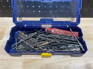 lot 21 image: Drill Bits