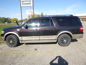 lot 3 image: 2013 Ford Expedition