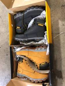 Lot of Assorted Dewalt Work Shoes Various Sizes Customer Returns See Pictures