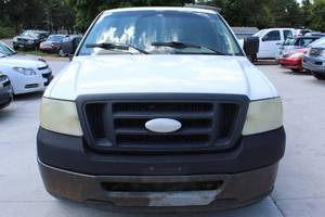 2006 Ford F-150 XL 2dr Regular Cab Styleside 6.5 ft. SB