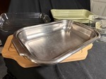 lot 690 image: Variety of Baking Pans and Carving Board