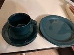 lot 675 image: Everyday Green Place Setting for 12