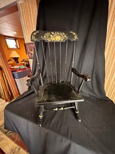 lot 355 image: Vintage Small Childs 27 Oak Hill Wood Black Rocking Chair