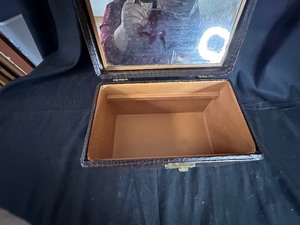 lot 358 image: Vintage Brown Cosmetic Case with Mirror