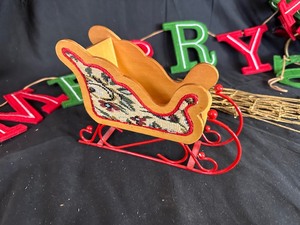 lot 372 image: Misc. Christmas Dcor
