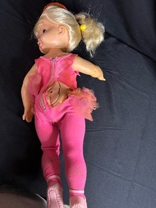 lot 419 image: Vintage 1967 18 Mattel Talking Baby First Step Vintage 1967 18 Mattel Talking Baby First Step.  Let needs to be reattached