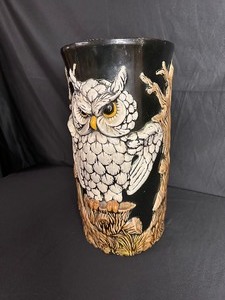 lot 420 image: Hand Painted Ceramic MCM Owl Umbrella Holder Black 16.5H
