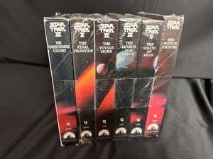 lot 428 image: Star Trek Movie Collection - 6 VHS
