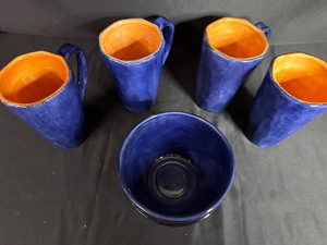 lot 433 image: Set of 4 Blue Gisella Hand Painted Glasses and Blue Bowl
